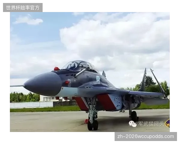 米格内教练的“远程指挥”模式迎来大考，其战术布置能否克服地理障碍值得关注。